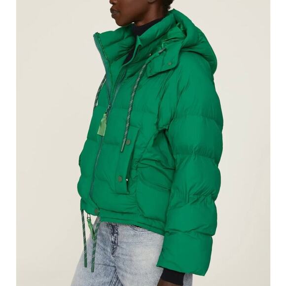 The Arrivals Turbo Puffer Coat in Kelly Green - Picture 1 of 11